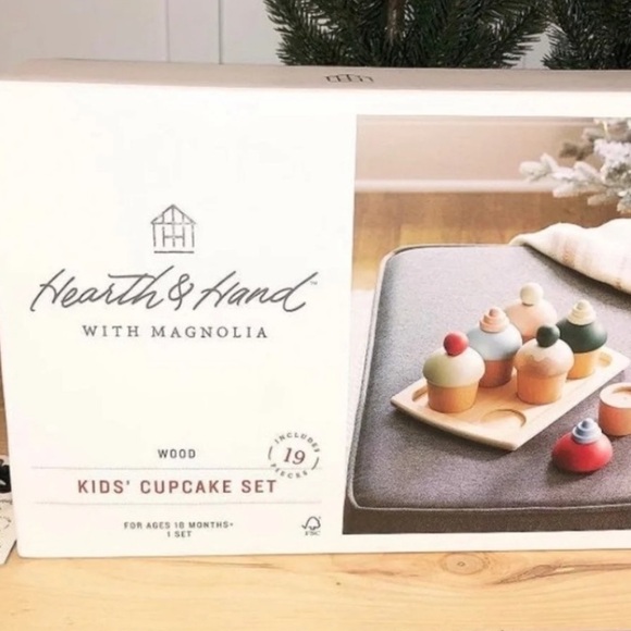 NEW Wooden Toy Cupcake Set - Hearth & Hand™ with Magnolia - Picture 3 of 5